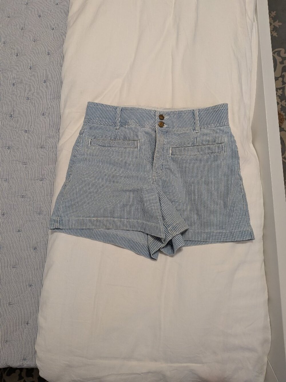 Draper James - Blue/white striped shorts